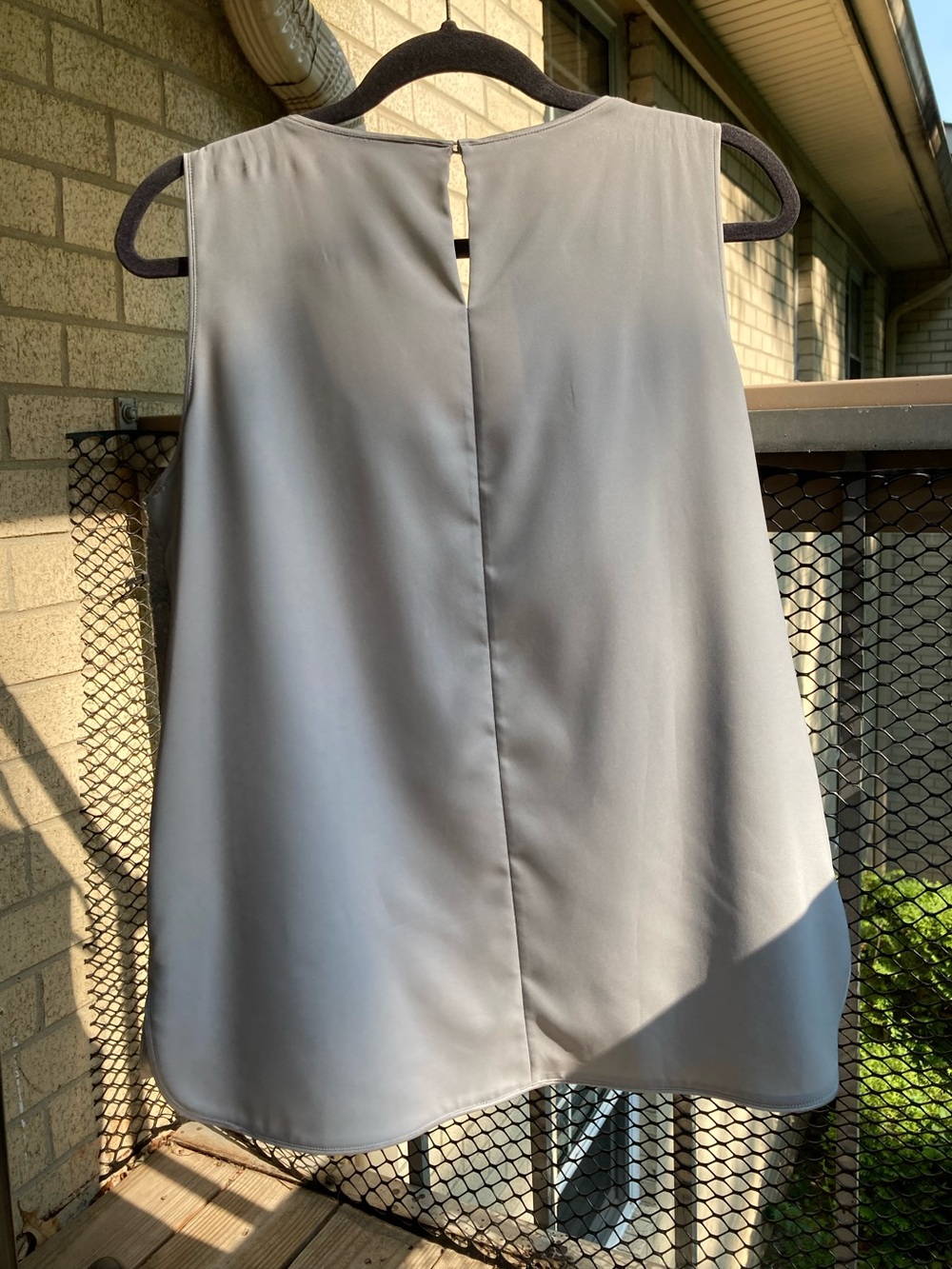 Lafayette 148 100% Silk Gray Silver Sequin Tank Top Sleeveless Blouse - Picture 10 of 16